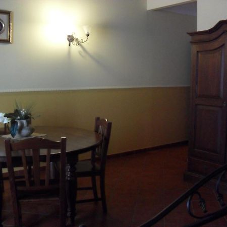 Hotel Pignatelli Napoli ภายนอก รูปภาพ