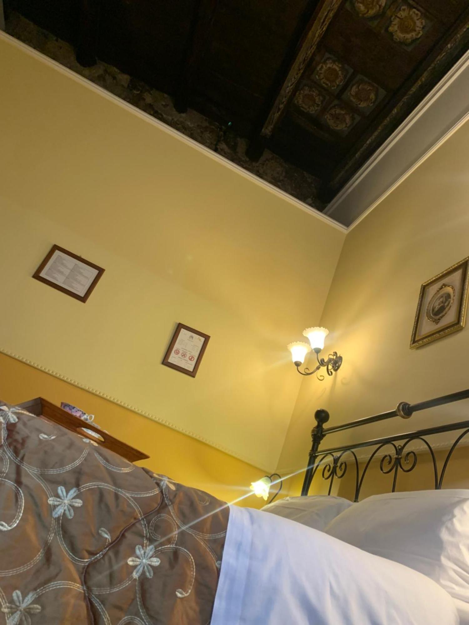 Hotel Pignatelli Napoli ภายนอก รูปภาพ