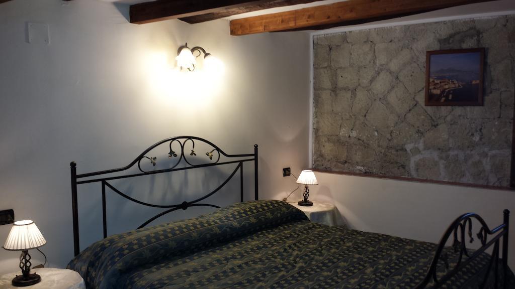 Hotel Pignatelli Napoli ภายนอก รูปภาพ